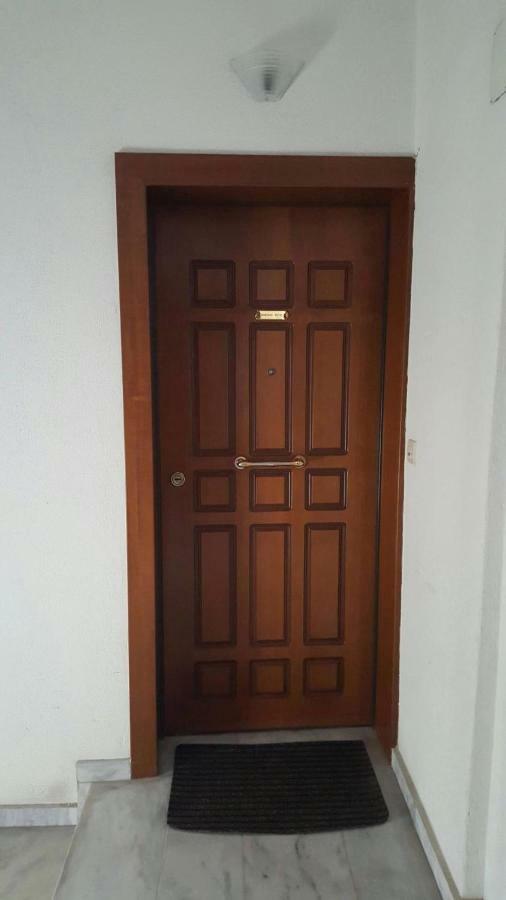 Third Floor Lux Apartment With Nice View Thessaloniki Exterior photo